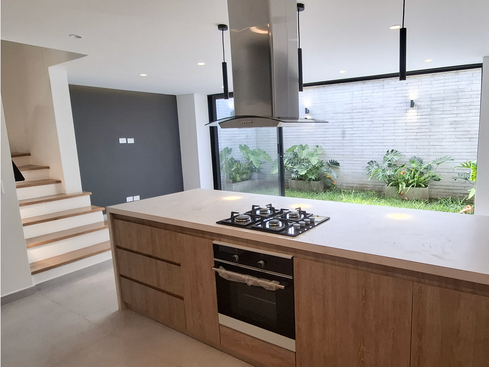 Hermosa casa a la venta para estrenar en Rionegro, sector Río Golf — foto 2