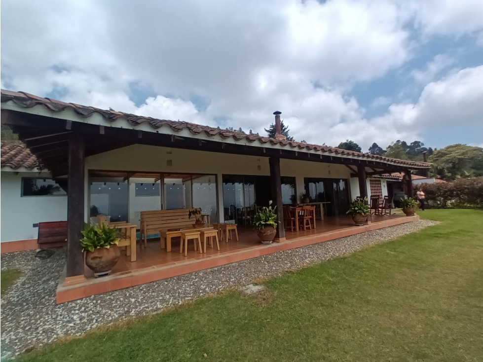 VENTA DE CASA DE CAMPO MAS LOTE EN VEREDA EL TABLAZO. Rionegro, Ant — foto 2