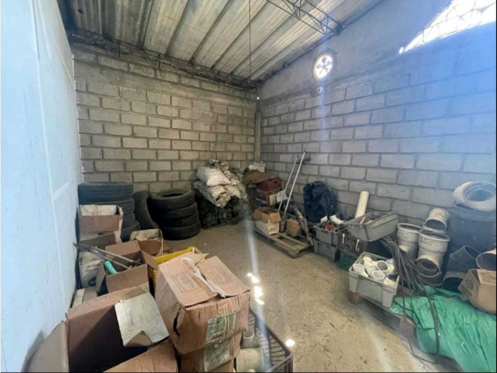Venta Bodega Via principal El Rodadero. Santa Marta. 266.7 m2 - 4