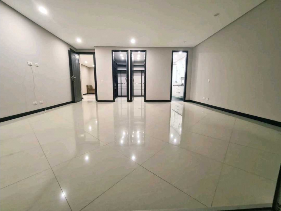 Venta Penthouse en Laureles con terraza. 306 m2 — foto 4