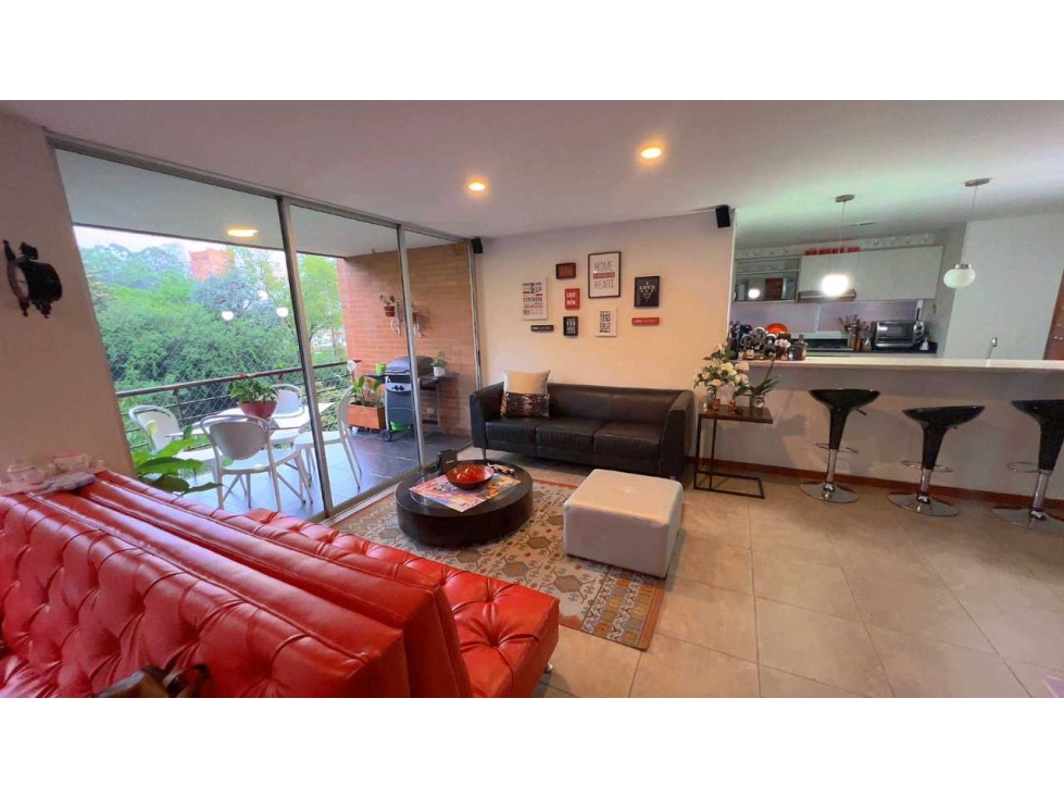 Venta Apartamento Sector El Tesoro. 118 m2