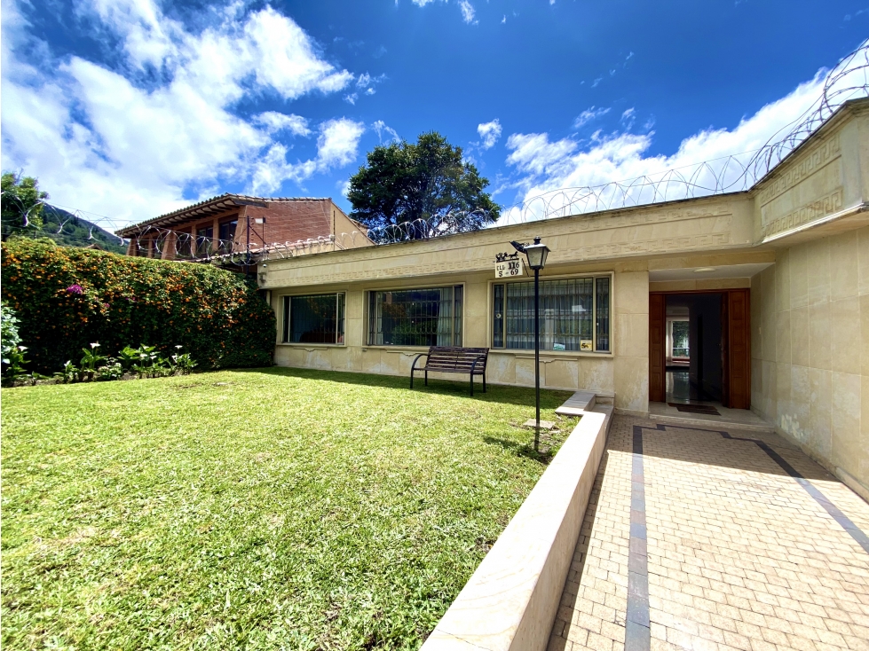 INCREIBLE CASA EN SANTA BARBARA ALTA-REMODELAR-VENTA