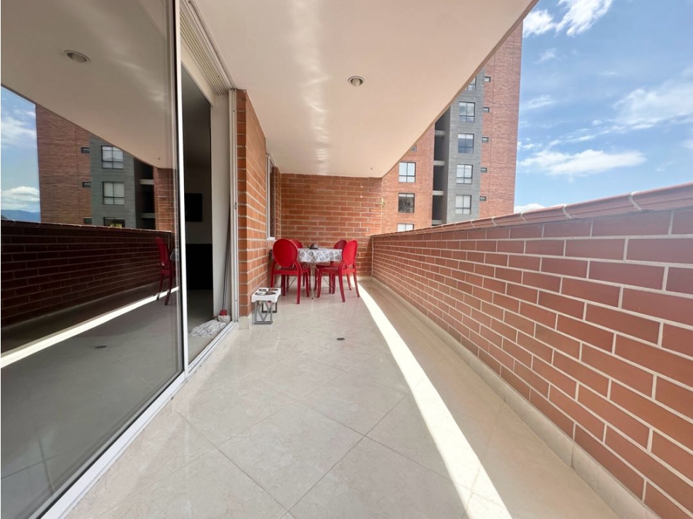 Apartamento con Vista Definida, Loma de Las Brujas, Envigado — foto 4
