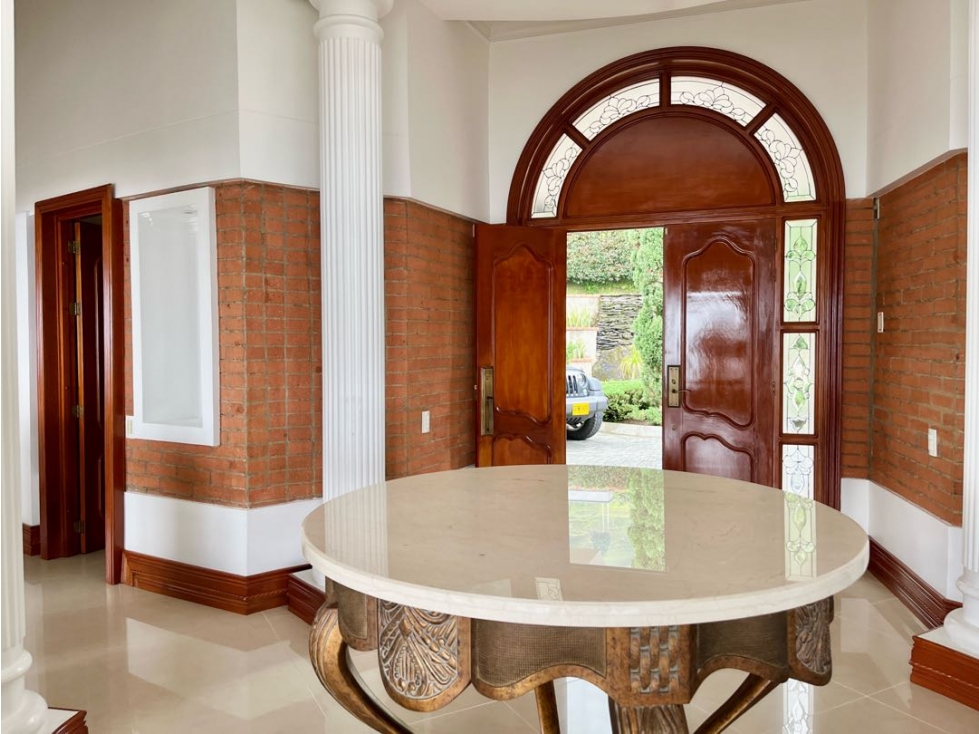 Venta Casa en Parcelacion cerrada en la loma del escobero.Envigado — foto 2