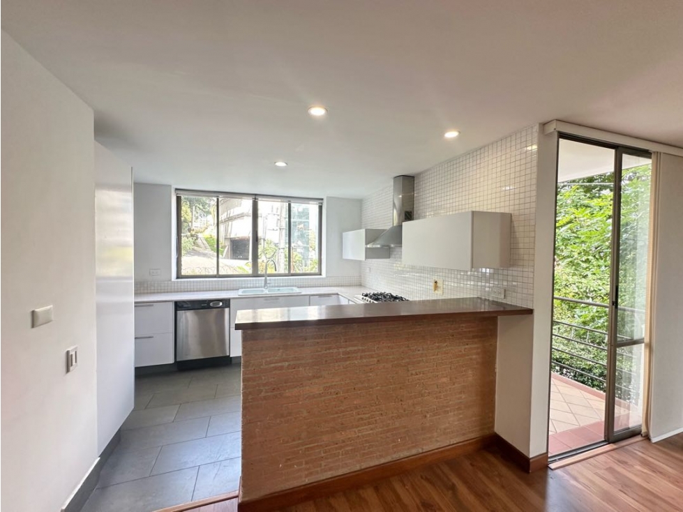 CASA DE 3 NIVELES EN VENTA, ZONA VERDE, TERRACINA, ENVIGADO — foto 2
