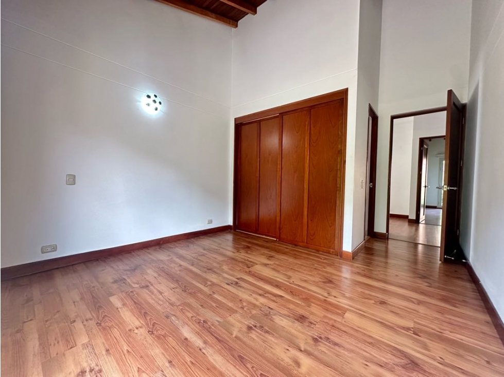 CASA DE 3 NIVELES EN VENTA, ZONA VERDE, TERRACINA, ENVIGADO — foto 6