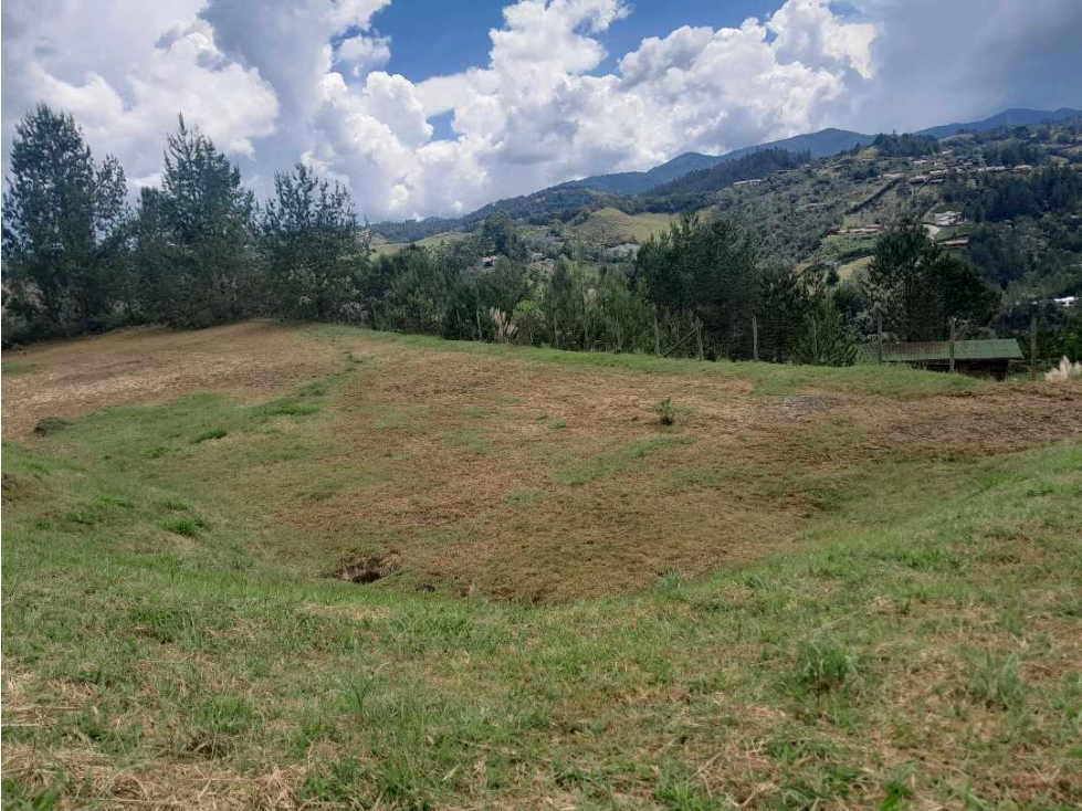Lote para venta en el retiro