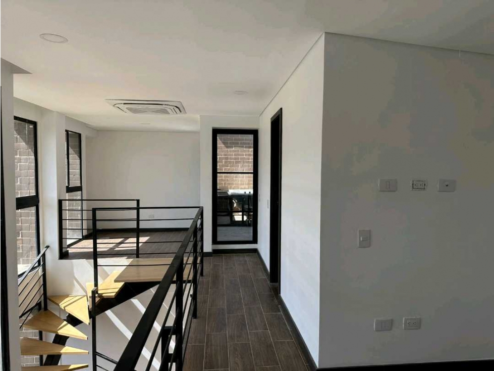 Apartamento duplex nuevo en el Retiro — foto 6