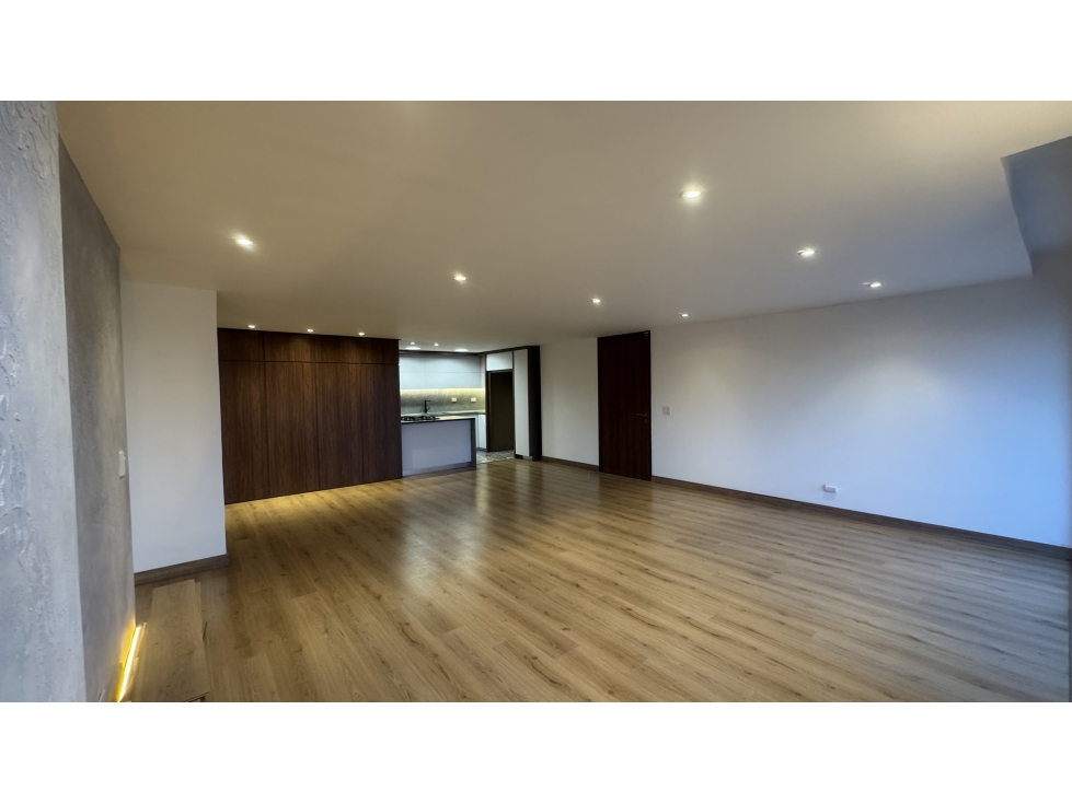 Apartamento para la renta con hermosa vista a la ciudad, El Poblado — foto 2