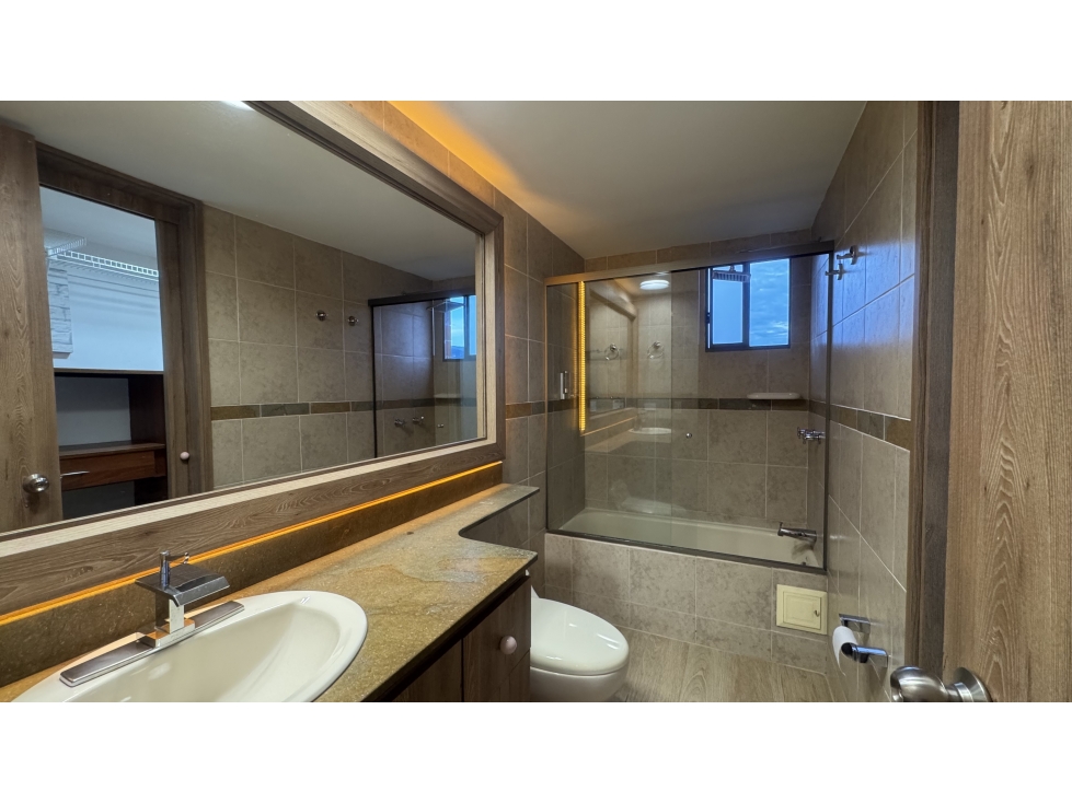 Apartamento para la renta con hermosa vista a la ciudad, El Poblado — foto 6