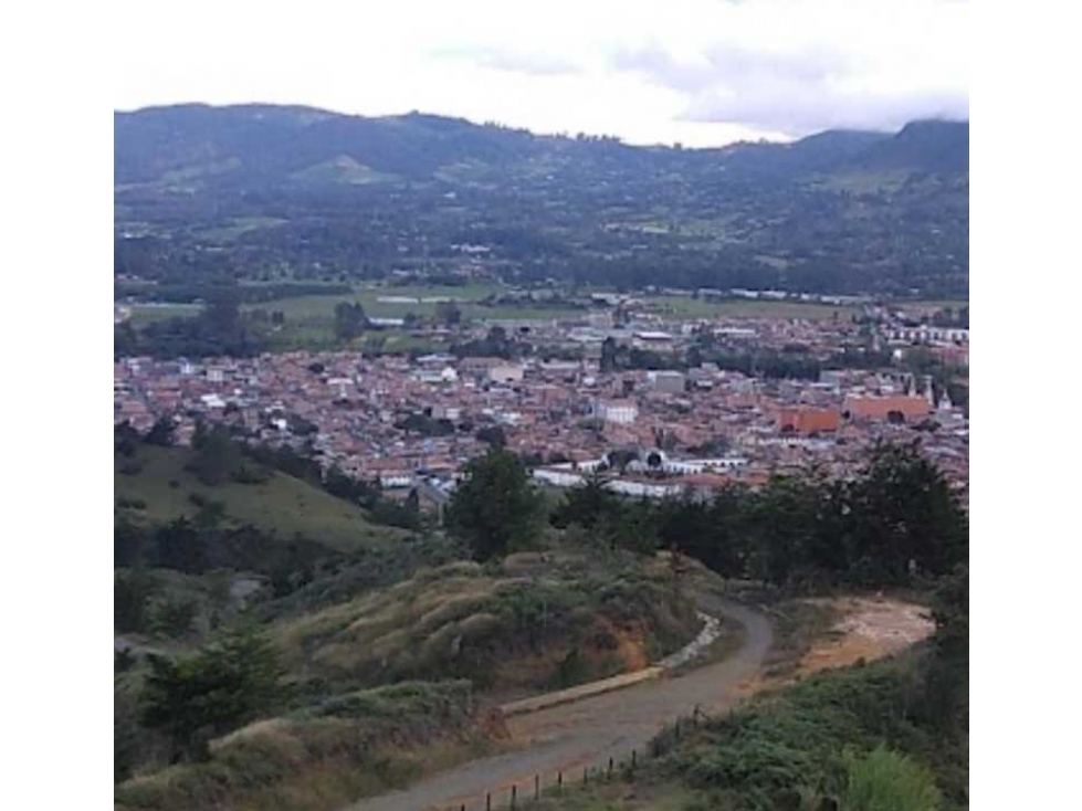 VENCAMBIO/ PERMUTA LOTE EN EL MIRADOR DE LA CEJA — foto 3