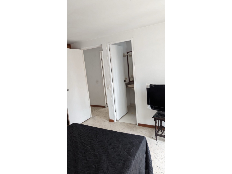 VENTA APARTAMENTO MEDELLÍN CERCA A LA AVENIDA ORIENTAL — foto 2