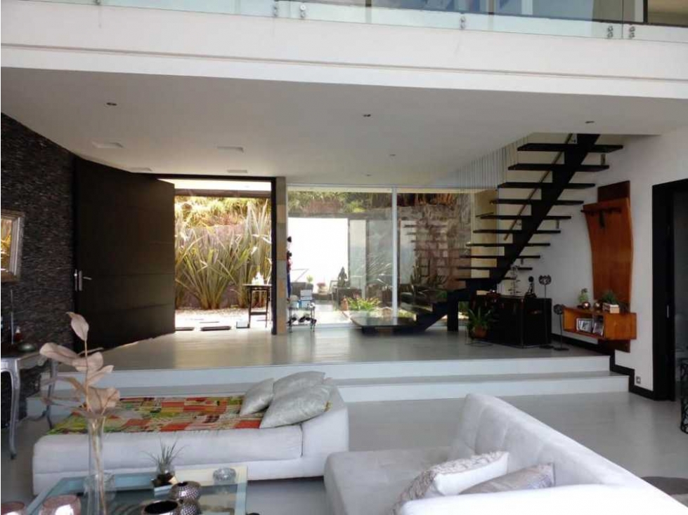 VENDO ESPECTACULAR CASA EN LA LOMA DE LOS BALSOS ENTRADA POR PALMAS — foto 4