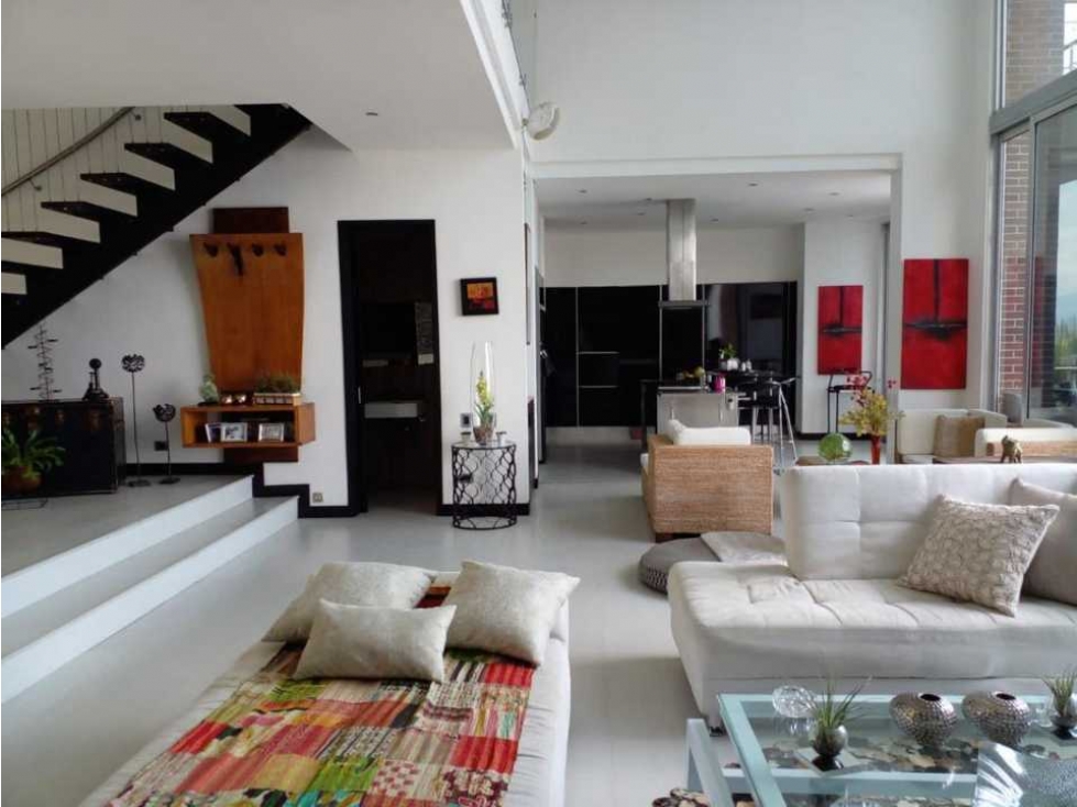 VENDO ESPECTACULAR CASA EN LA LOMA DE LOS BALSOS ENTRADA POR PALMAS — foto 5