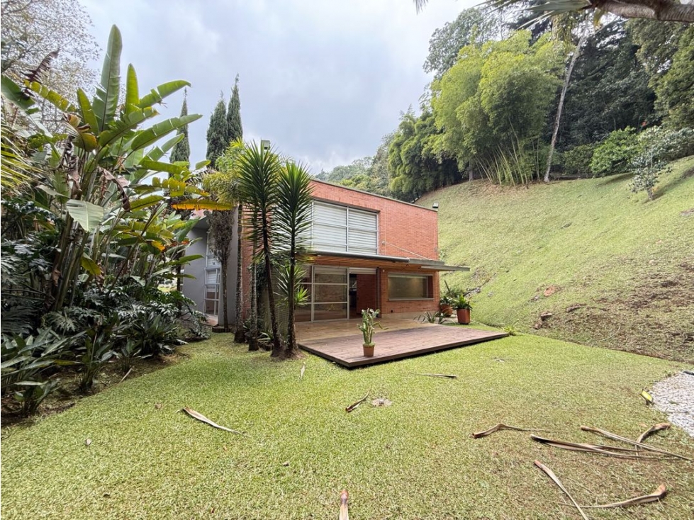 En venta casa en la loma de los balsos unidad cerrada