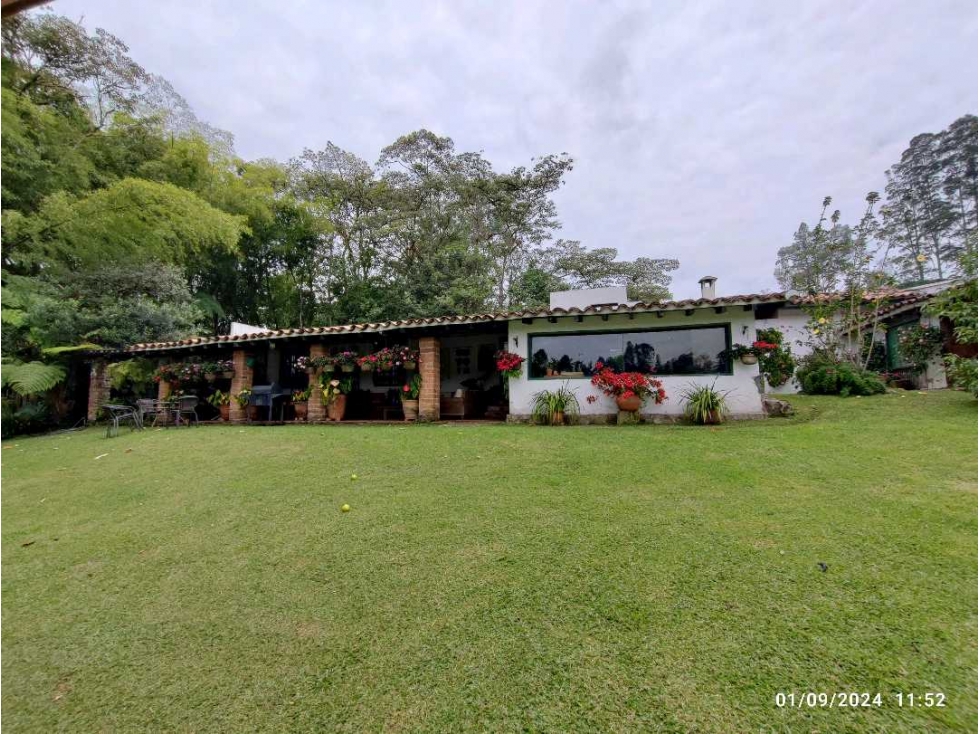 En Venta finca en Rionegro vereda el Capiro con pesebrera y fonda! — foto 2