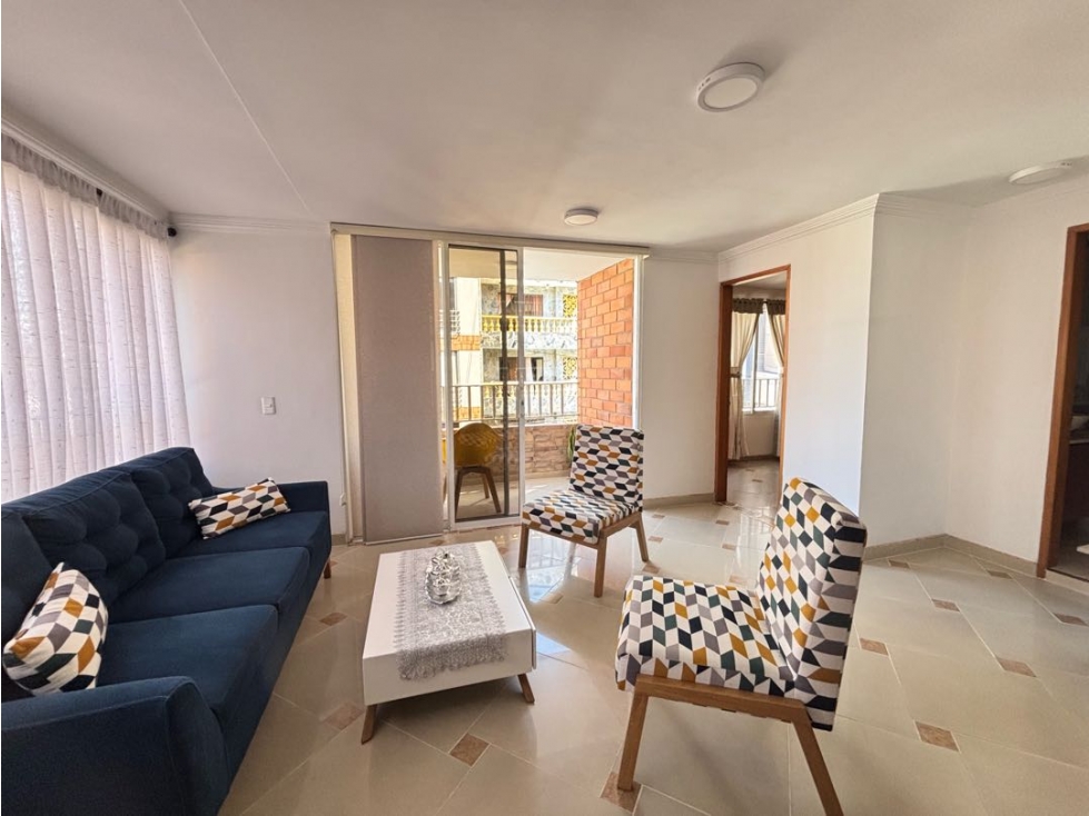VENDO CASA EN BELLO, BARRIO OBRERO, TERCER PISO 136MTS