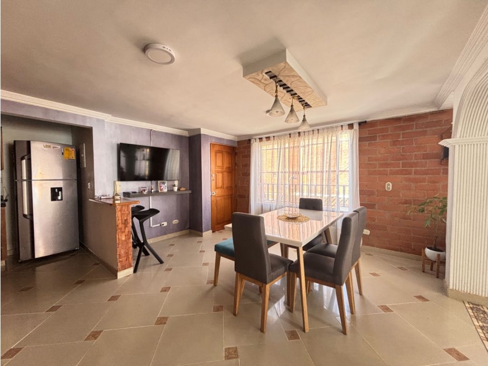 VENDO CASA EN BELLO, BARRIO OBRERO, TERCER PISO 136MTS — foto 3