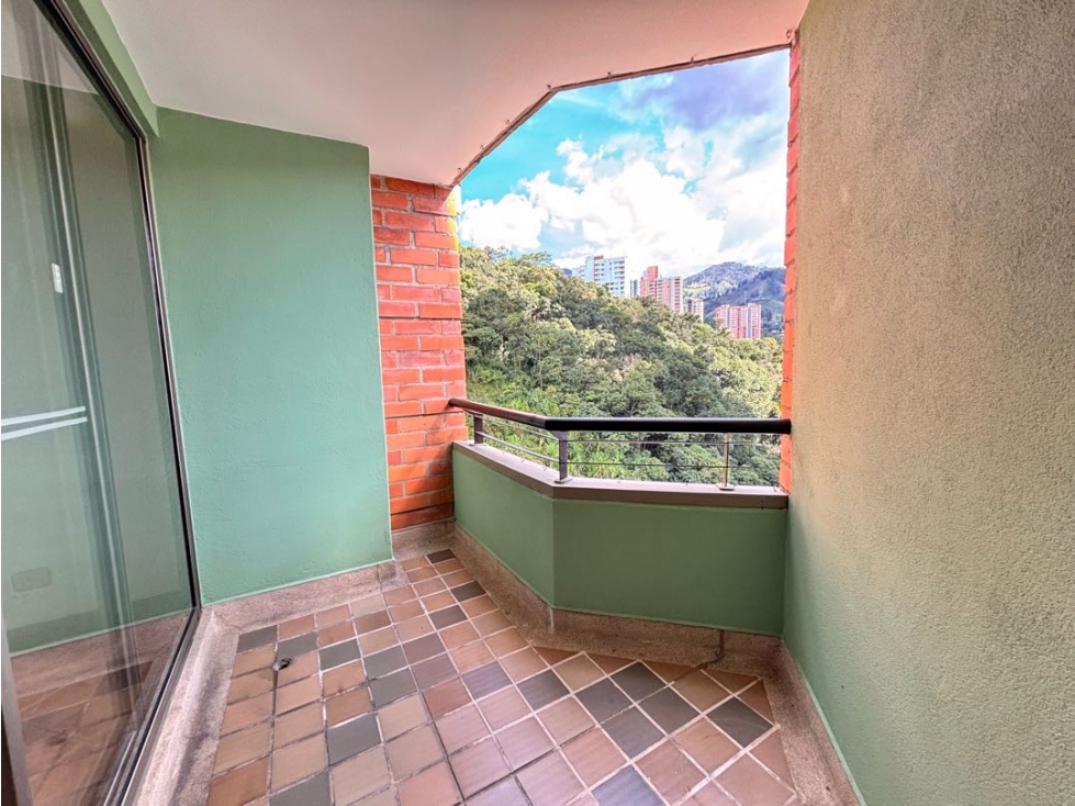VENDO APARTAMENTO EN SABANETA, AVES MARÍAS, UBICACION ESTRATEGICA — foto 4