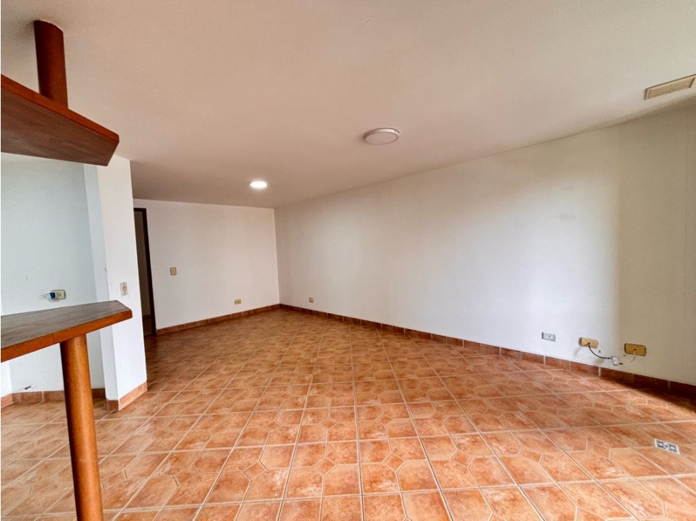 VENDO APARTAMENTO EN SABANETA, AVES MARÍAS, UBICACION ESTRATEGICA — foto 6