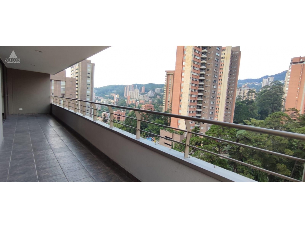 (J) Apartamento en venta en El Poblado Loma Las Santas