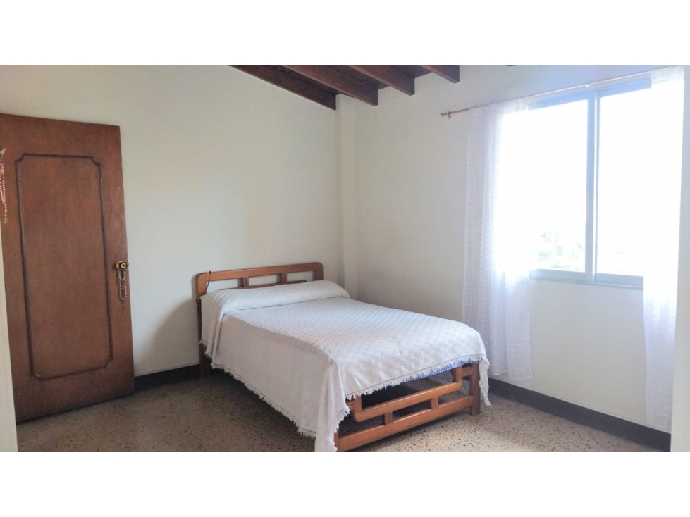 (J) Apartamento en venta Nogal 4to piso sin ascensor