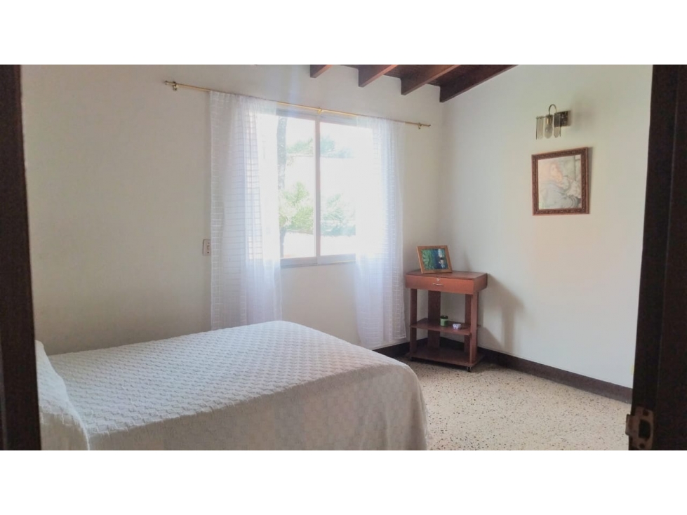 (J) Apartamento en venta Nogal 4to piso sin ascensor — foto 2