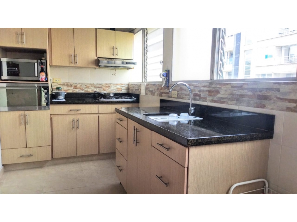 (J) Apartamento en venta Nogal 4to piso sin ascensor — foto 6