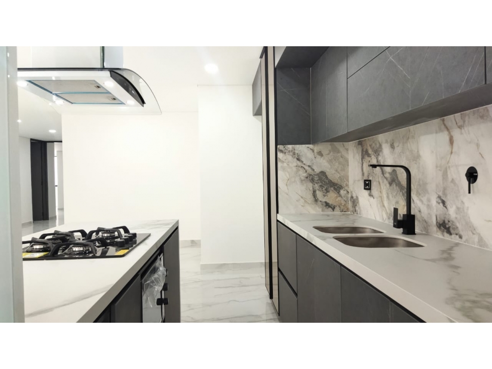 (J) Apartamento en venta Laureles Nuevo 2do piso 182.95 mt2 — foto 4