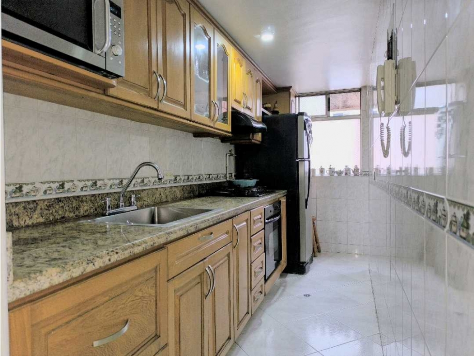 (J) Apartamento en venta en La Castellana 4to piso sin ascensor — foto 6