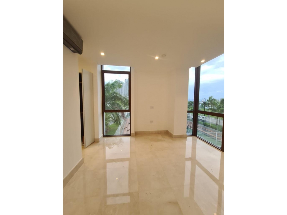 Apartamento en PH Garden Apartments, Ocean Reef Island — foto 2