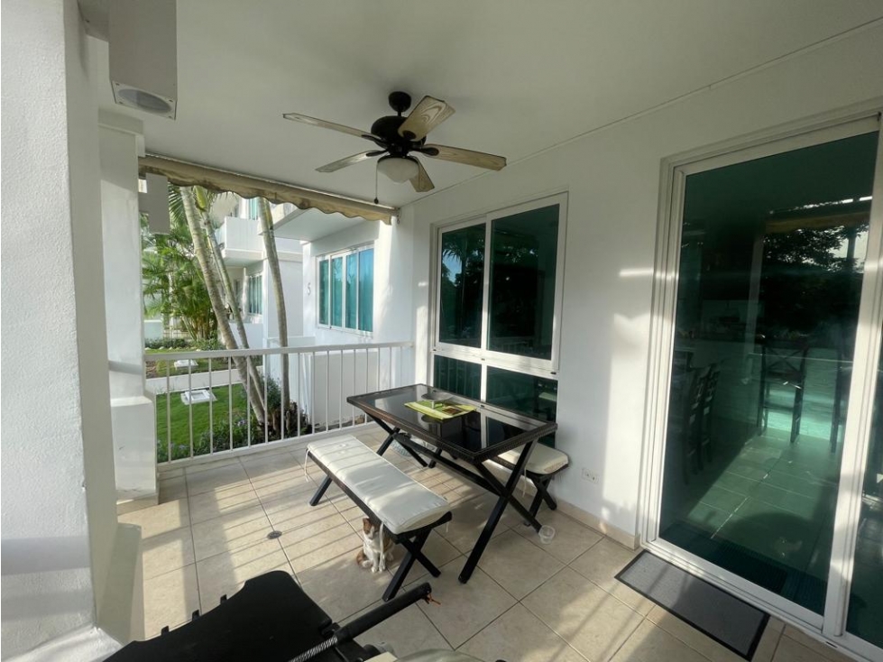 Apartamento en PH Rodman, Playa Bijao (MZ)