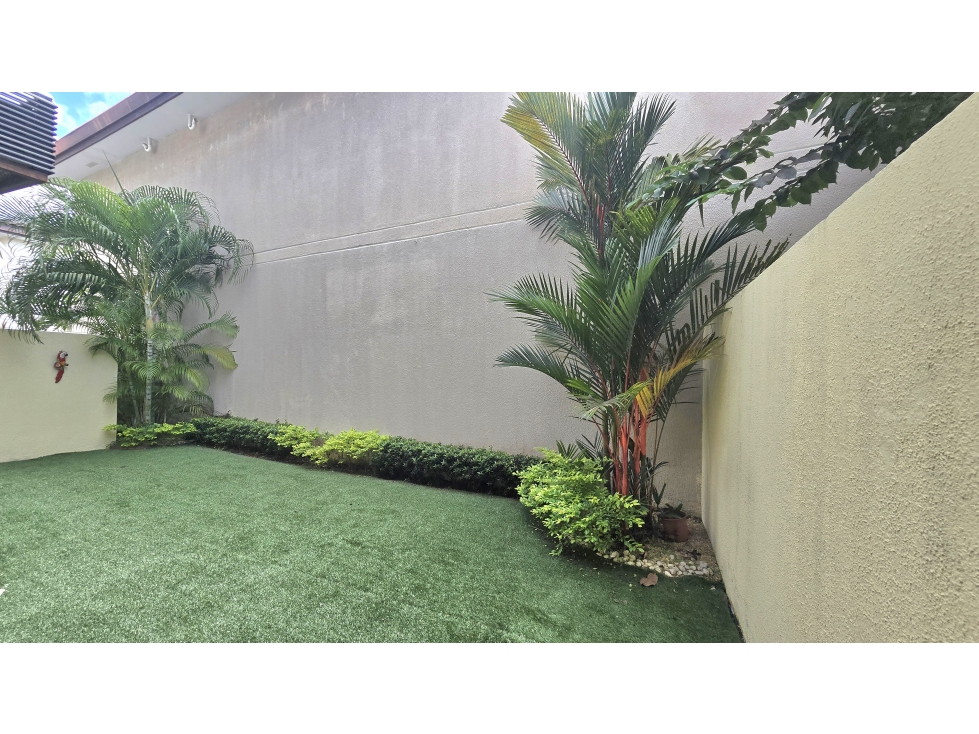 Se Vende casa en River Valley, Panamá Pacífico (MZ)