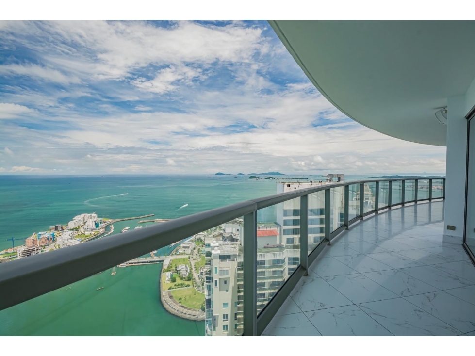 Se Vende apartamento en punta Pacífica (CG)