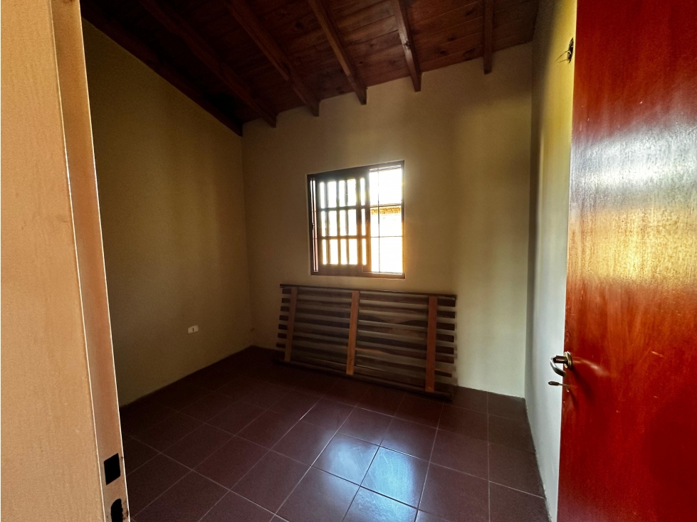 Casa en Venta en el Barrio Luz y Fuerza, Luján — foto 5