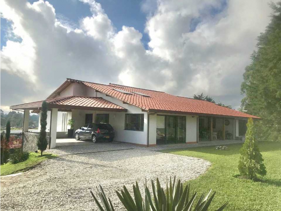 VENDO CASA CAMPESTRE EN LLANO GRANDE
