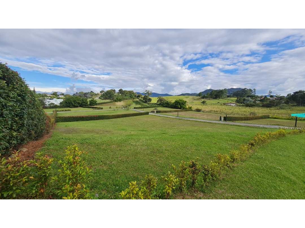 VENDO LOTE EN LLANOGRANDE, RIONEGRO