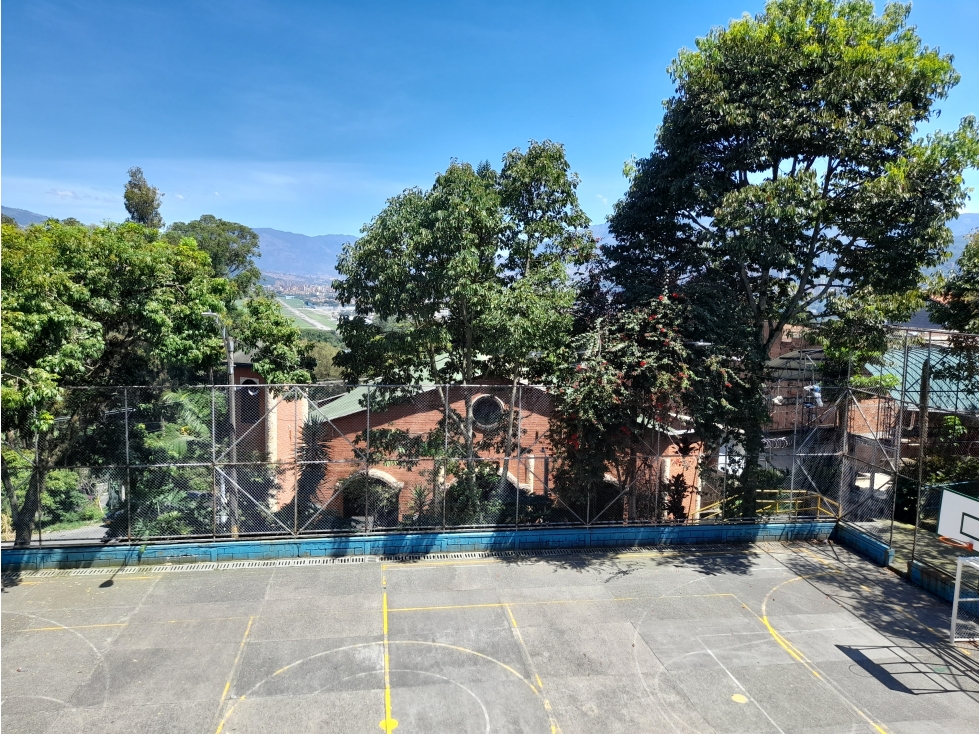 Venta de casa segundo piso en Guayabal la colinita