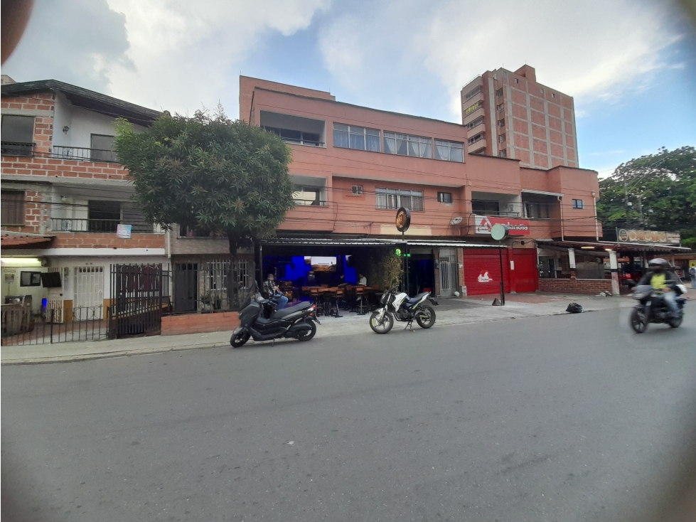 Venta de local en Bello Niquia