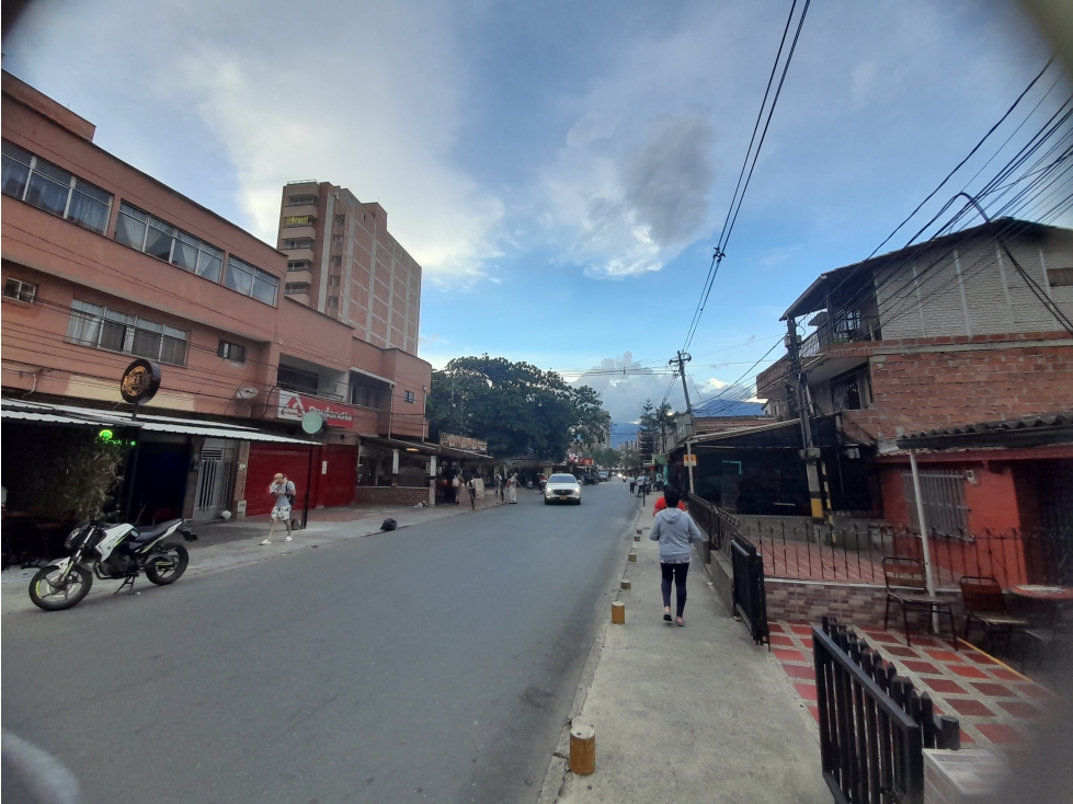 Venta de local en Bello Niquia — foto 2