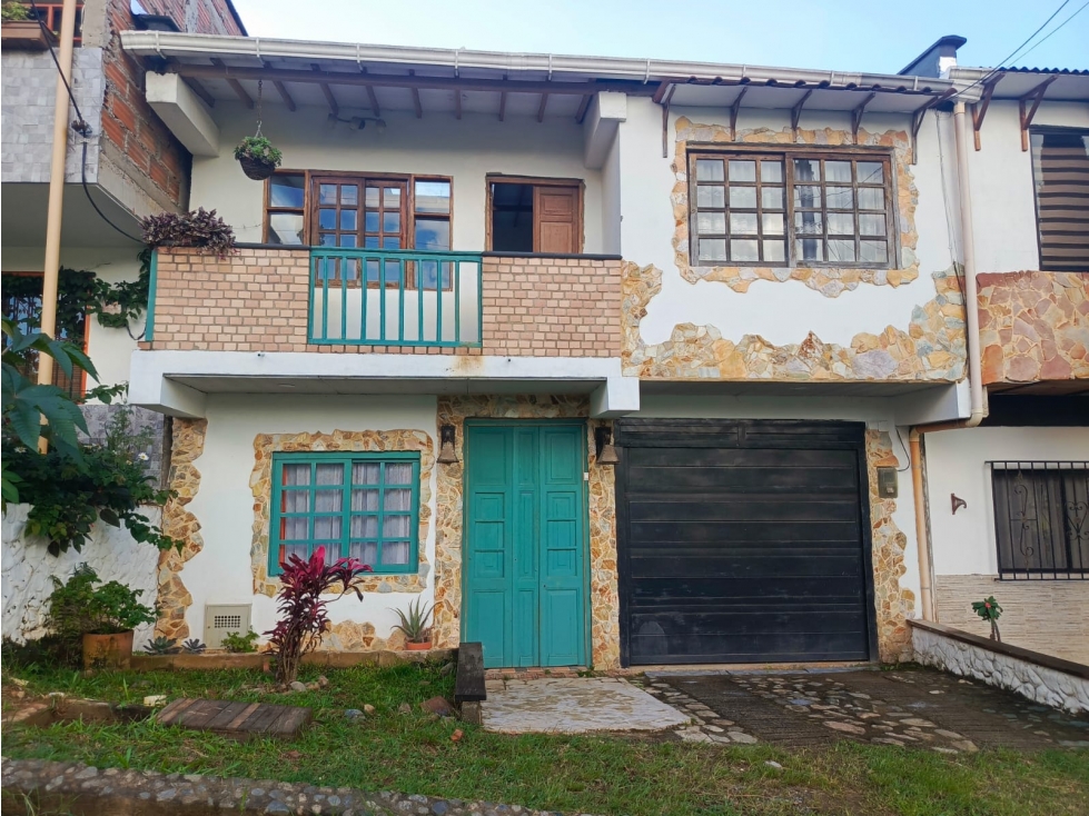 Casa tipo campestre para la venta en Caldas