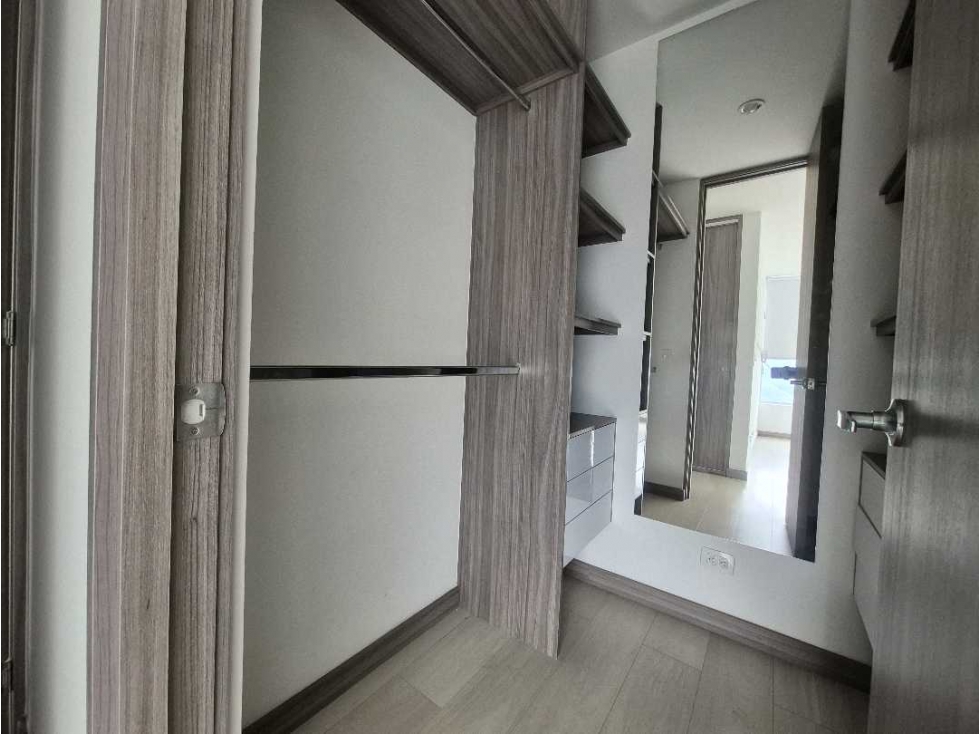 VENDO ESPECTACULAR APARTAMENTO EN SURAMERICA-VERDE VIVO — foto 4