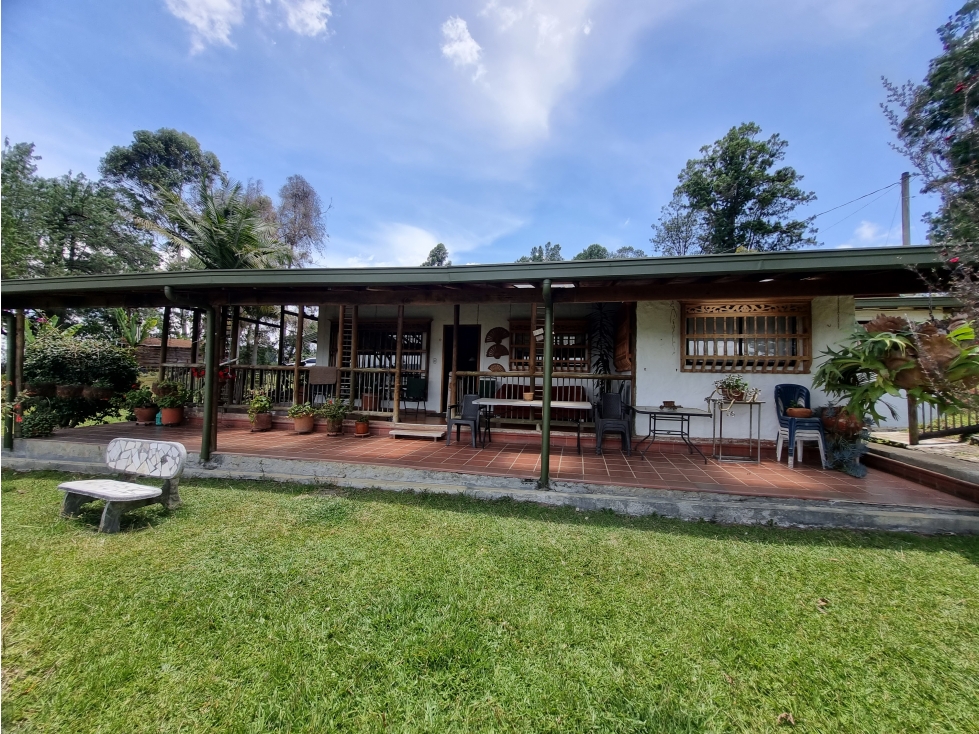 Acogedora Finca en Guarne con bonita vista