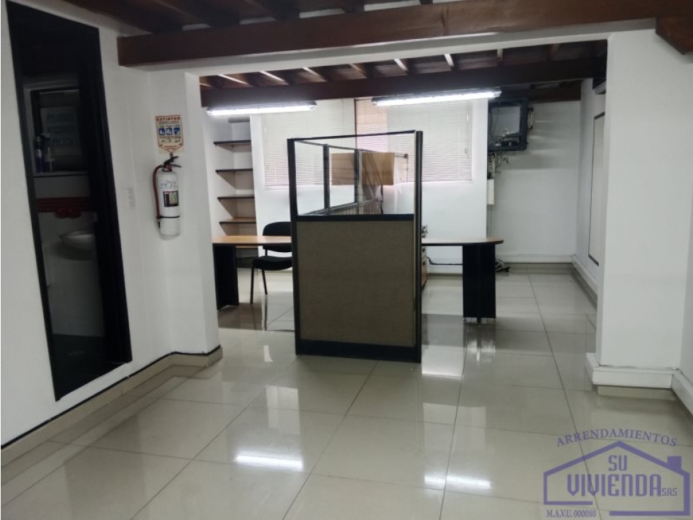 Local en centro Comercial para venta en Guayabal