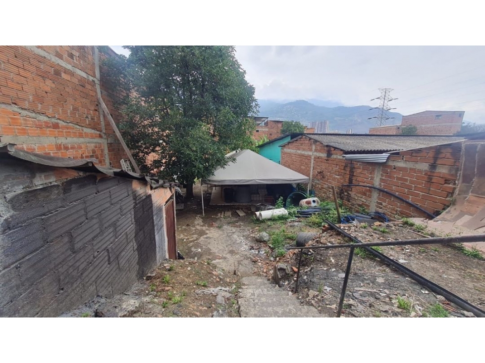 VENTA DE BODEGA EN MACHADO- BELLO - 5