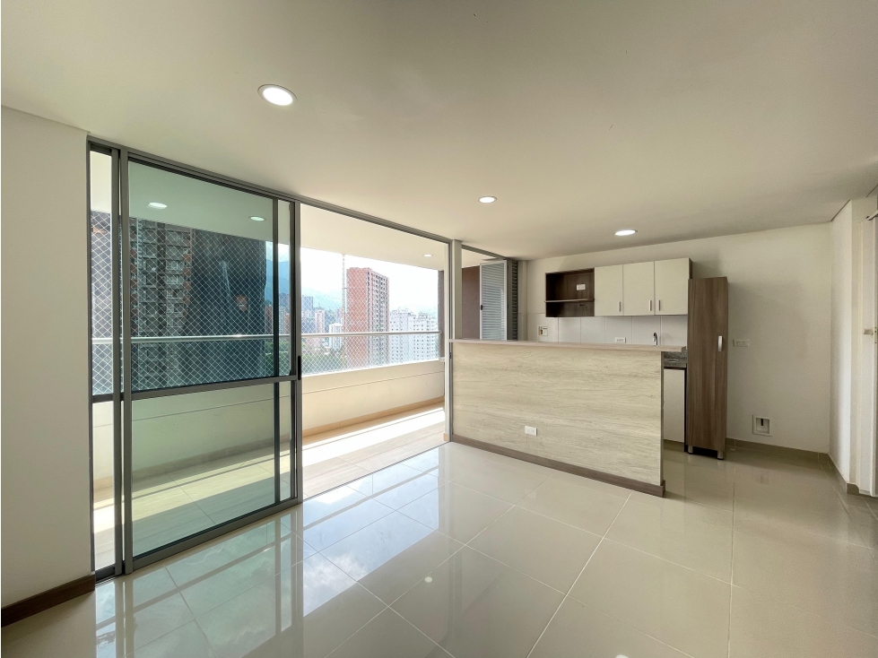 LMC APARTAMENTO SABANETA AVES MARIA - PARTE BAJA — foto 3