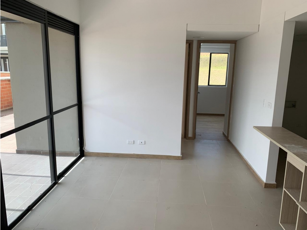 LMC APARTAMENTO RIONEGRO - BARRO BLACO - CERCA ESTACION POLICIA