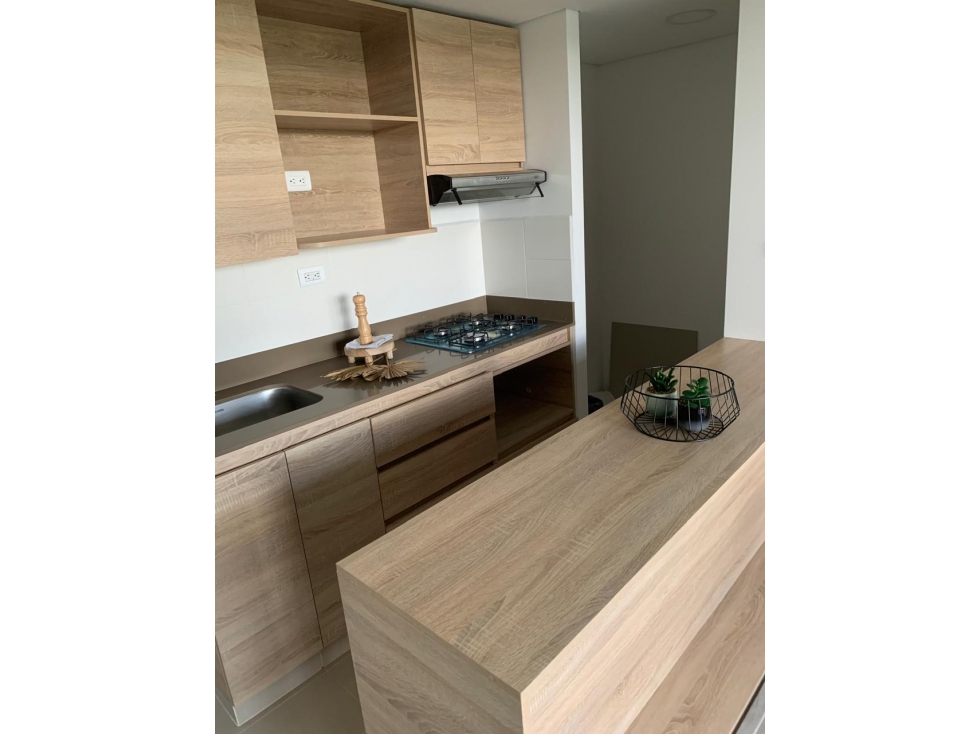 LMC APARTAMENTO RIONEGRO - BARRO BLACO - CERCA ESTACION POLICIA — foto 2