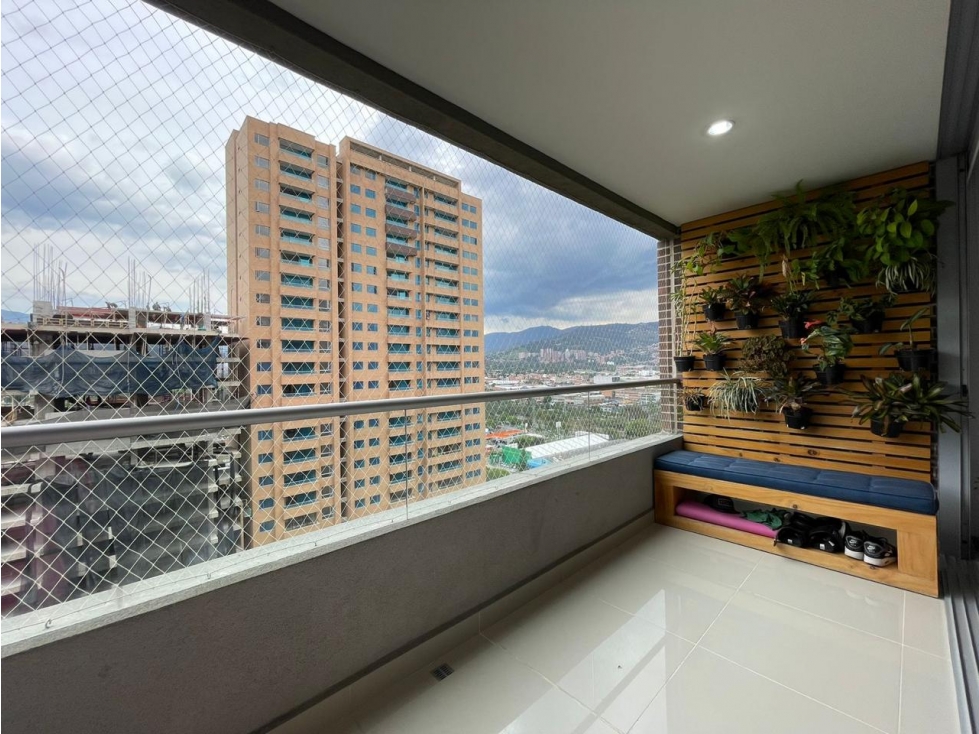 APARTAMENTO MODERNO CIUDAD DEL RIO PISO 21 — foto 4