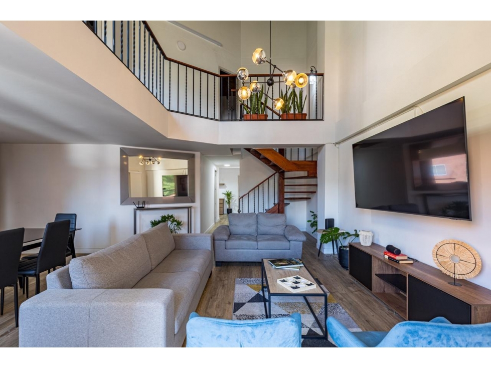 LM PENTHOUSE DUPLEX EN EL BARRIO COOL DE MEDELLIN - LAURELES — foto 3